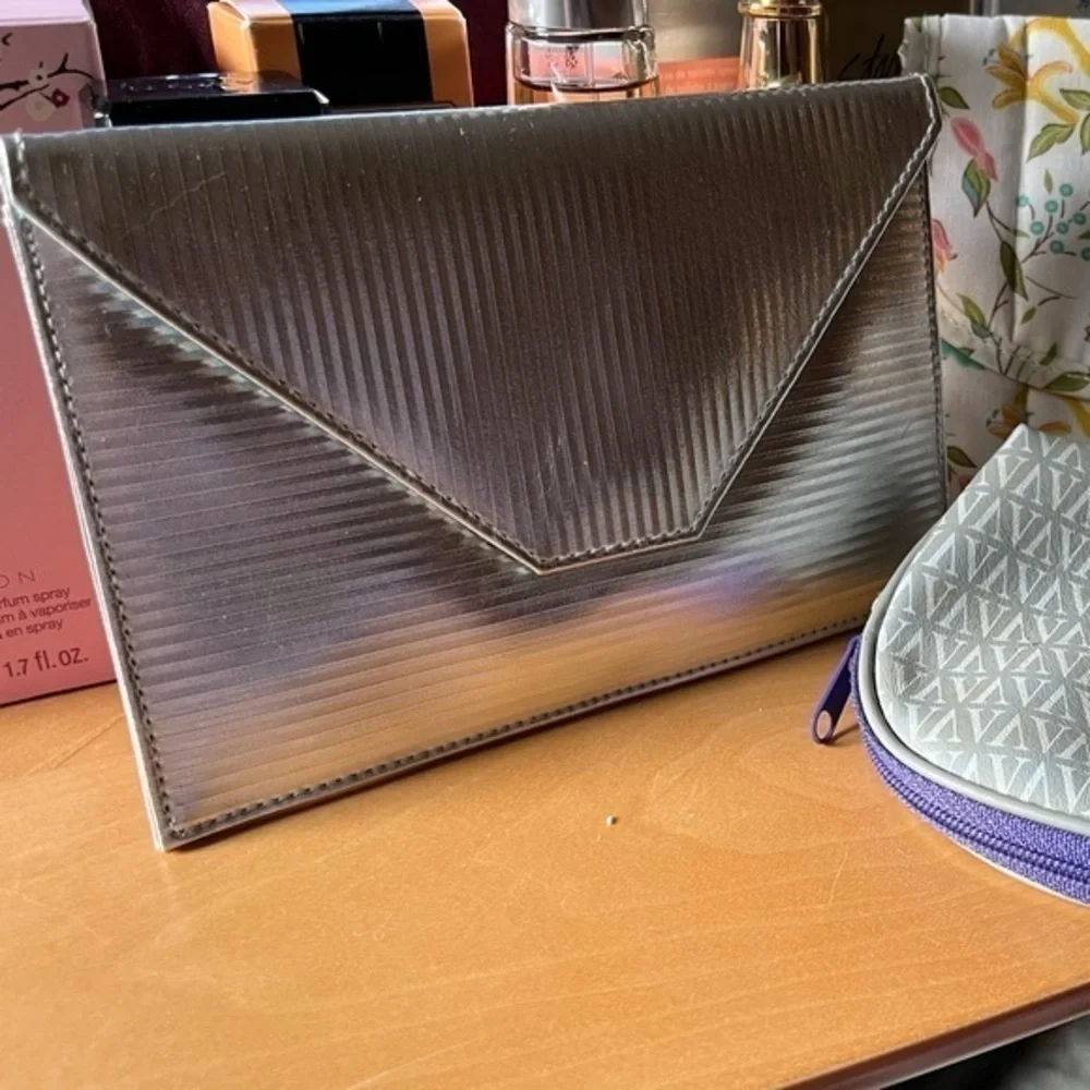 Avon Glam Bags Cosmetic Bags Set of 3